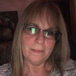 Meet your Posher, Karon